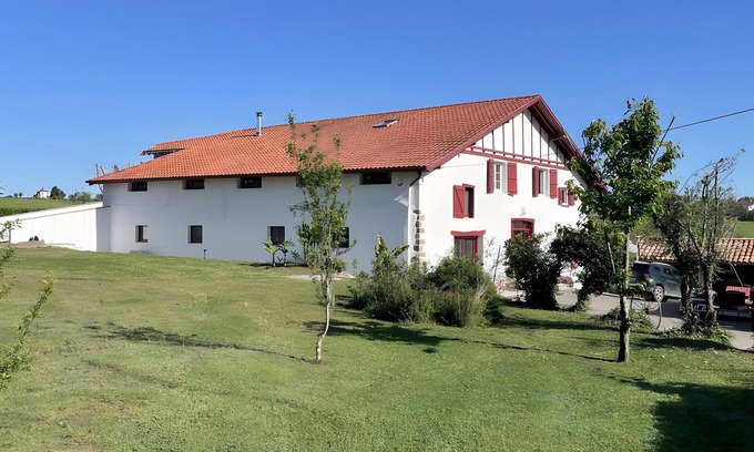 Beguios Casa | Gîte 'Gite Goitiaya' with Private Terrace, Wi-Fi and Air Conditioning