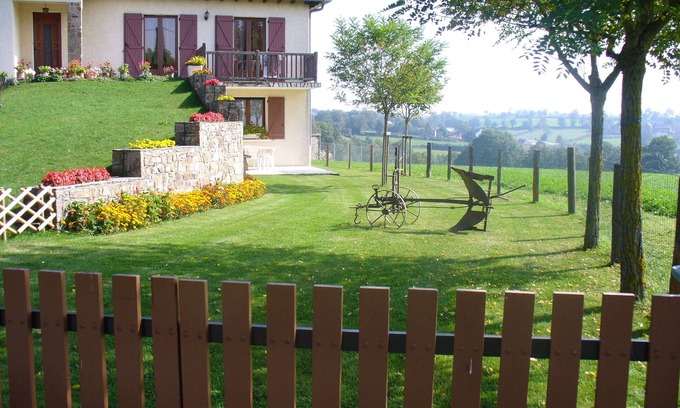 Comps-la-Grand-Ville Apartamento | Casa rural en el campo, en el corazón de Aveyron, a 300 m del pueblo,