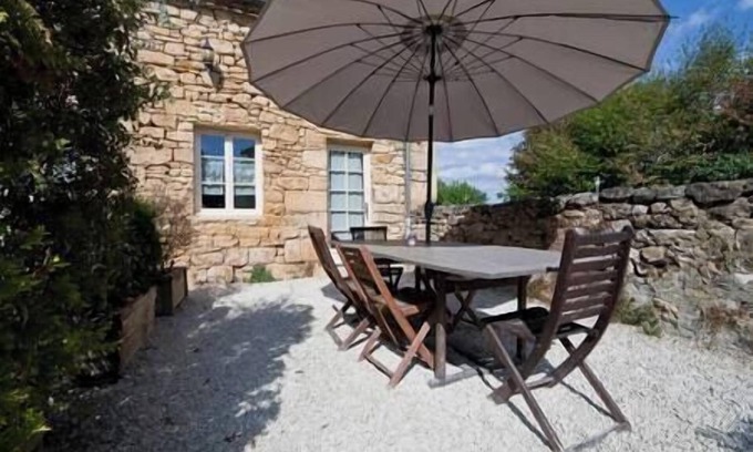 Sainte-Mondane Casa | Encantadora cabaña FENELON en una antigua granja de Périgourdine
