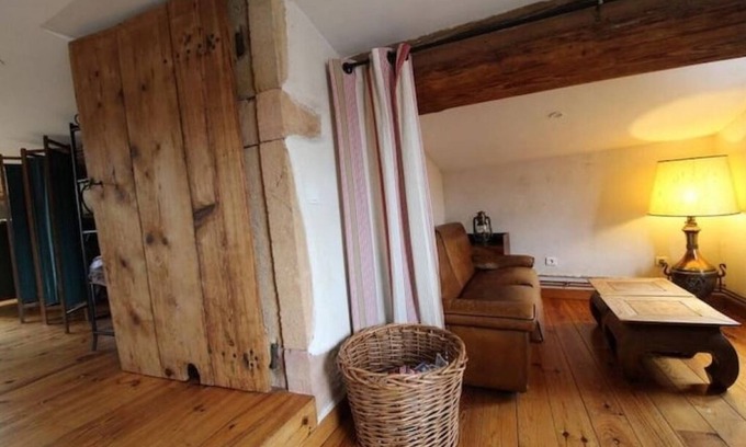Albigny-sur-Saone Apartamento | Gite le grenier des maraîchers