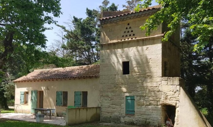 Arles Casa | Le Pigeonnier, casa rural para 5 personas en el corazón del parque natural de la Camarga.