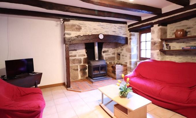 Marcoles Cabaña | Gite Marcolès, 2 bedrooms, 4 persons