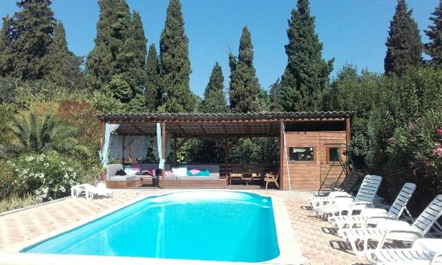 Palau-del-Vidre Casa | Gite Mas Des Ecureuils