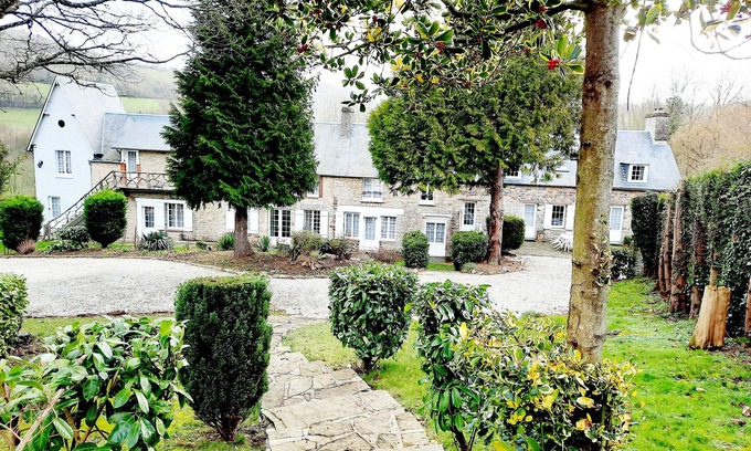 Clecy Casa | Gite of the little Switzerland "JASMIN