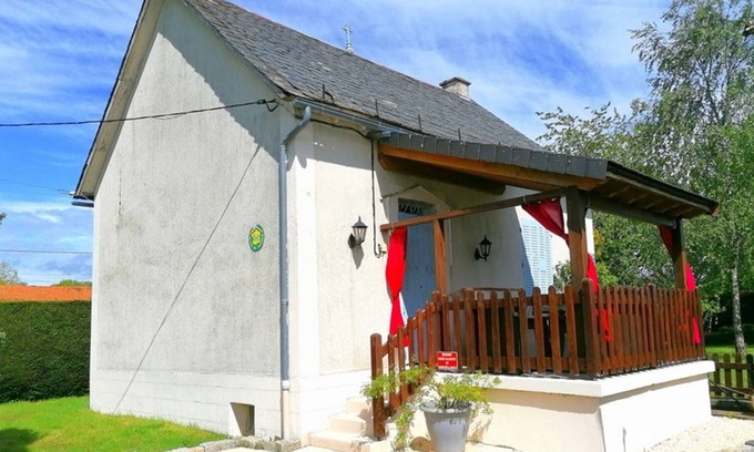 Pleaux Cabaña | Gite Pleaux, 2 bedrooms, 5 persons