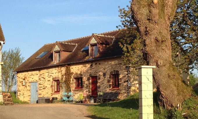 Saint-Georges-le-Gaultier Cabaña | Cottage en COEUR de Mancelles Alpes Normandía Maine Parque Regional