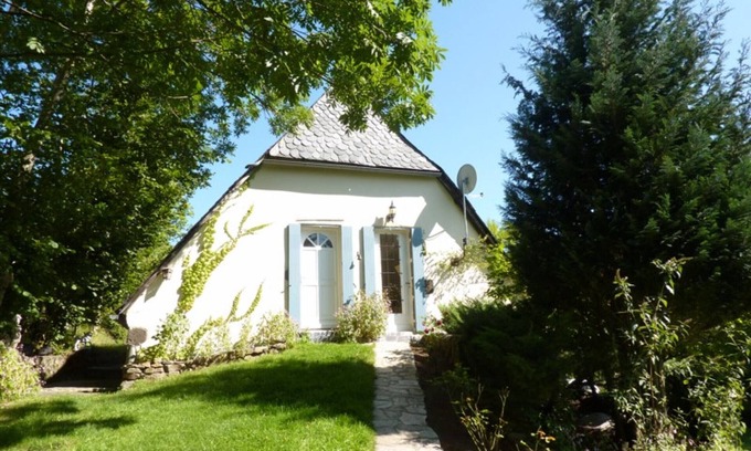 Saint-Paul-de-Salers Cabaña | Gite Saint-Paul-de-Salers, 2 bedrooms, 4 persons