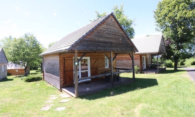 Salers Cabaña | Gite Salers, 2 bedrooms, 4 persons