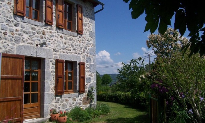 Sansac-Veinazes Cabaña | Gite Sansac-Veinazès, 2 bedrooms, 4 persons