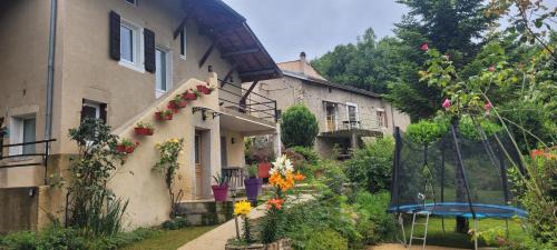 Hostun Casa | Gite spa blanche neige vercors