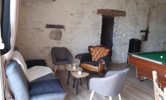 Beaulieu-sur-Layon Cabaña | La Grange-Gîte-Confortable-Communal washrooms