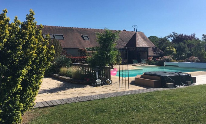 Toulon-sur-Allier Cabaña | Casa rural Tolón, 4 dormitorios, 10 personas