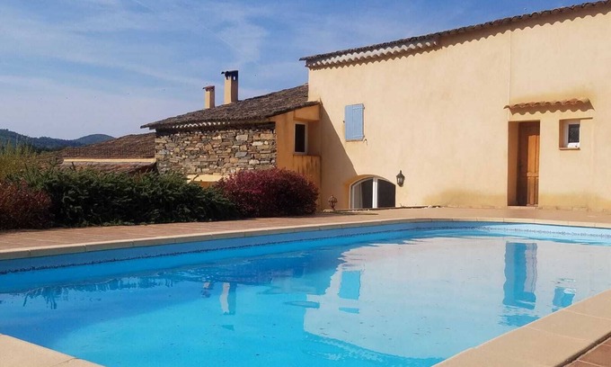 Vidauban Casa | Casa rural VAR con piscina privada.