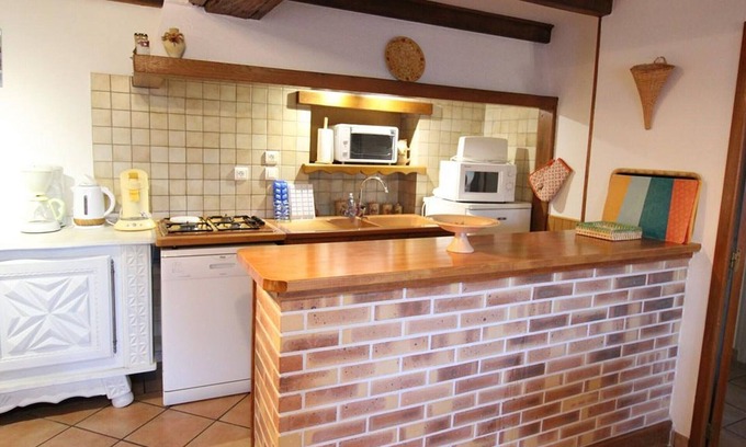 Chataigneraie Cantalienne Cabaña | Gite Vitrac, 2 bedrooms, 4 persons