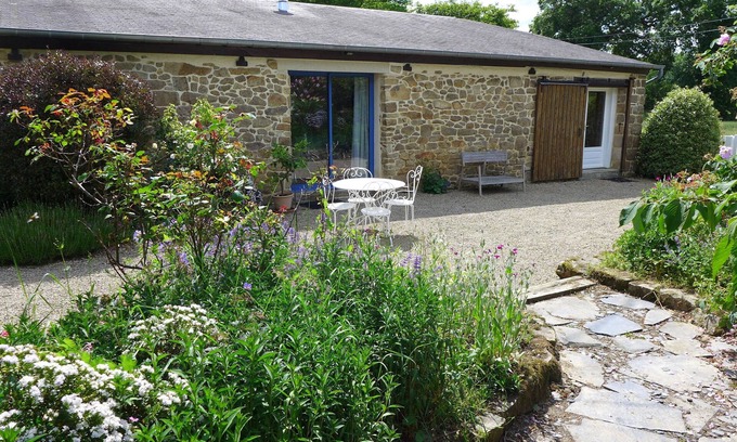 Jugon-les-Lacs-Commune-Nouvelle Casa | Gîte with garden in the countryside