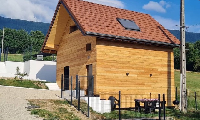 Meyrieux-Trouet Casa | Gîte with swimming pool between lakes and mountains