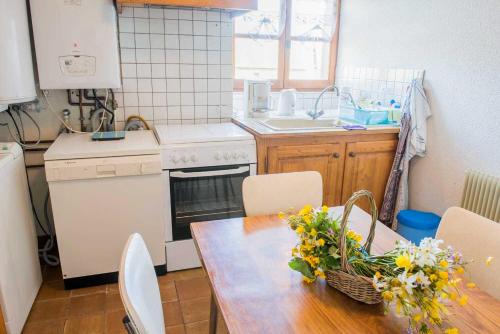 Fau-de-Peyre Casa | Gites de france 4 personnes au fau de peyre