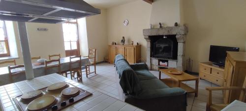 Laval-Atger Casa | Gites de france a tresbos