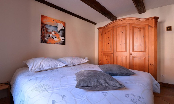 Kaysersberg-Vignoble Casa | Gîtes du Couvent, "Schlossberg" beautiful apartment in the historic center of Kaysersberg