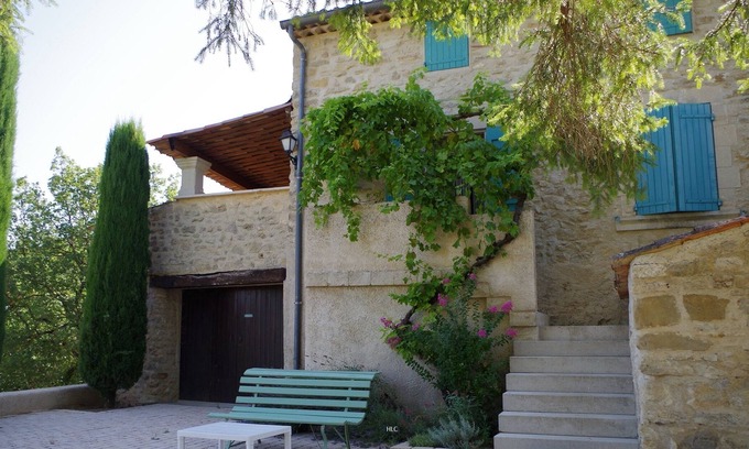 Niozelles Cabaña | Gîte-Terrasse - 4 personnes-Baño Privado-Vista al Jardín