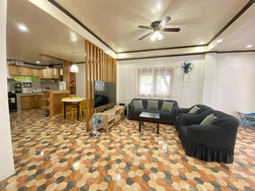 General Luna Apartamento | GL Siargao Fam Home w/Starlink
