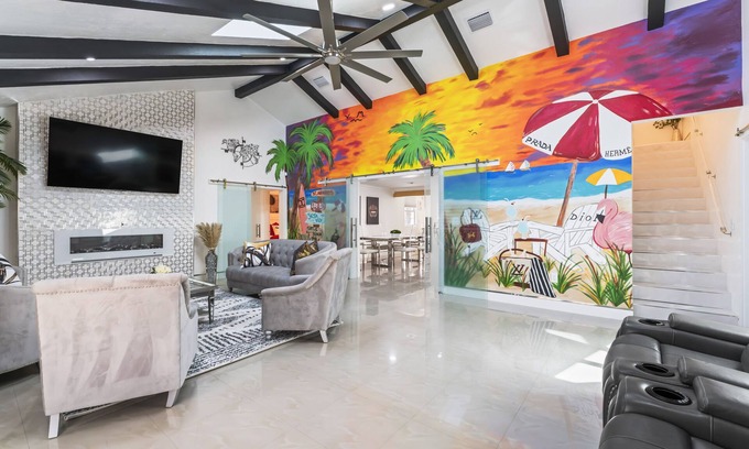 North Sarasota Casa | Glamor Manor Ssarasota- 5bedroom Heated Pool, Golf