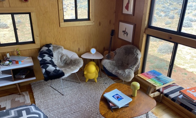 Page Alquiler De RV | Glamp in the high desert! Modern design cabin. Star gazing. Close to canyons.