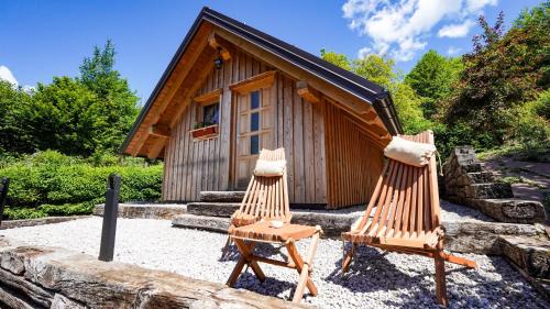 Kostel Chalet De Esquí | Glamping Avantura- a natural getaway by the Kolpa River
