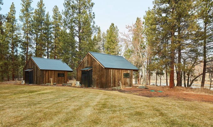 Grantsdale Cabina | Glamping Hut on the Bitterroot River