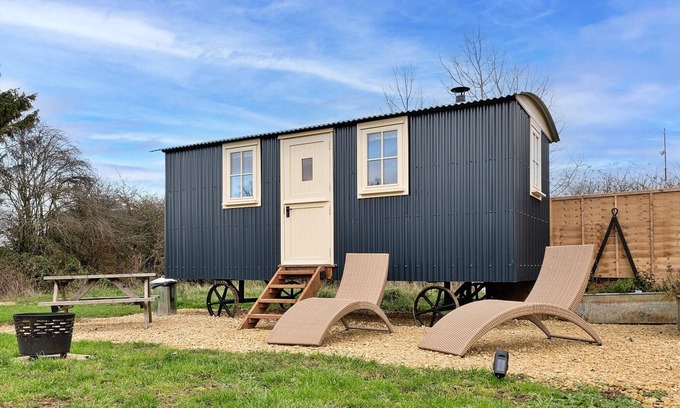 Brackley Chalet De Esquí | Glamping en Northamptonshire cerca de Cotswolds