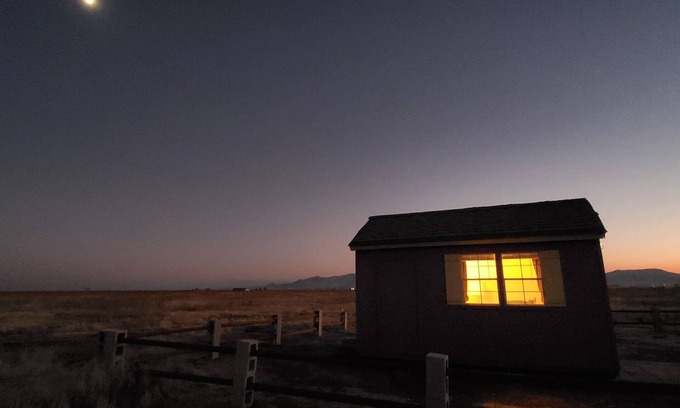 Santa Margarita Cabina | Glamping in the Carrizo Plains