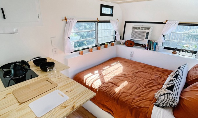 Murraysville Casa | Glamping near the Beach - Book the Holiday Homestead Today!