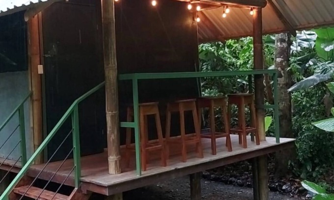 Puerto Jimenez Cabina | Glamping junto al río.