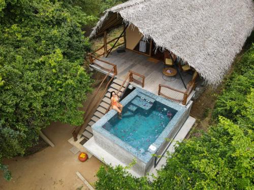 Pahala Maragahawewa Otro | Glamping Wilpattu by Thamaravila