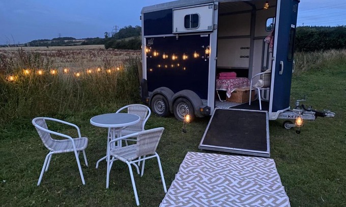 Charlton Otro | Glamping with a twist