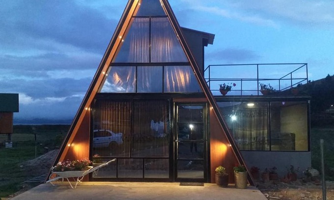 Tota Otro | Glamping y Cabañas el Encanto-Girasoles