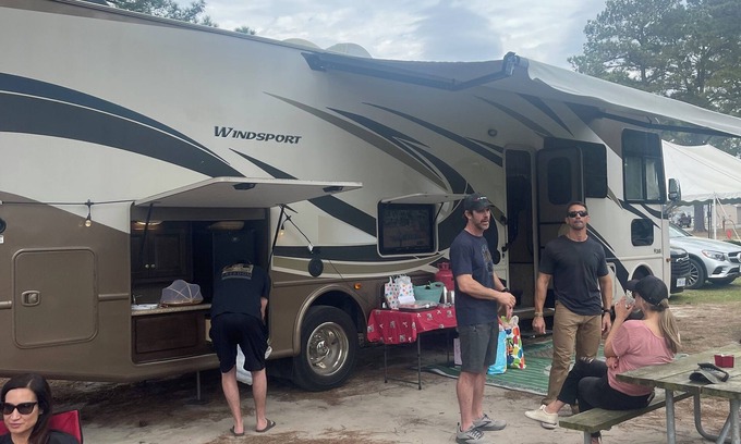 Sandbridge Casa | Glamping your way-close to beach in Virginia Beach with AC
