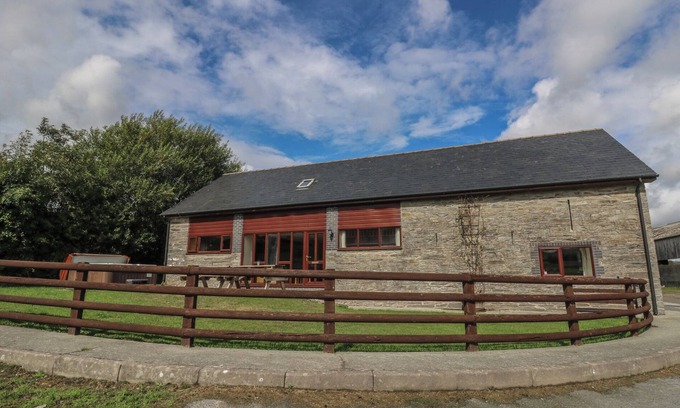 St Harmon Cabaña | Glanyrafon, ST HARMON