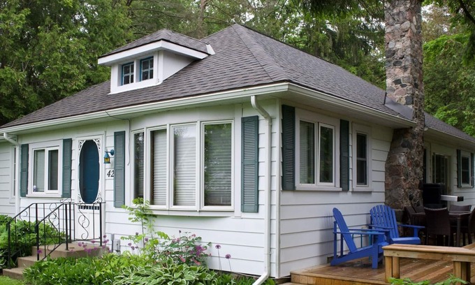 Bayfield Cabaña | Glass Tile Cottage: Classic Bayfield Cottage Across The Road From The Lake!