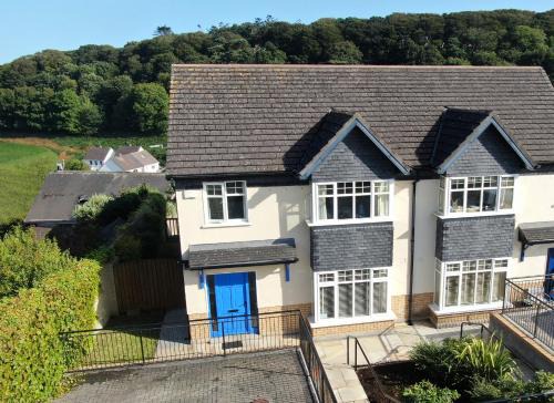 Dunmore East Casa | Glen Ard Holiday Home No 1 by Trident Holiday Homes
