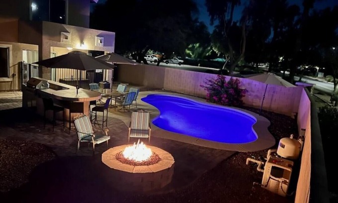 Glendale Casa | Glendale Pool Heated Pet Friendly