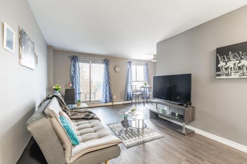 Rosedale Apartamento | Glenview West Apt with Patio - Near Downtown