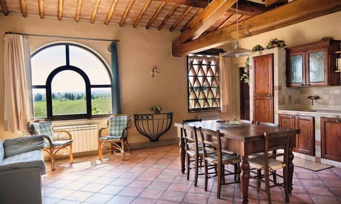 Tavarnelle Val di Pesa Apartamento | Glicini 3, holiday home with pool 30' from Florence