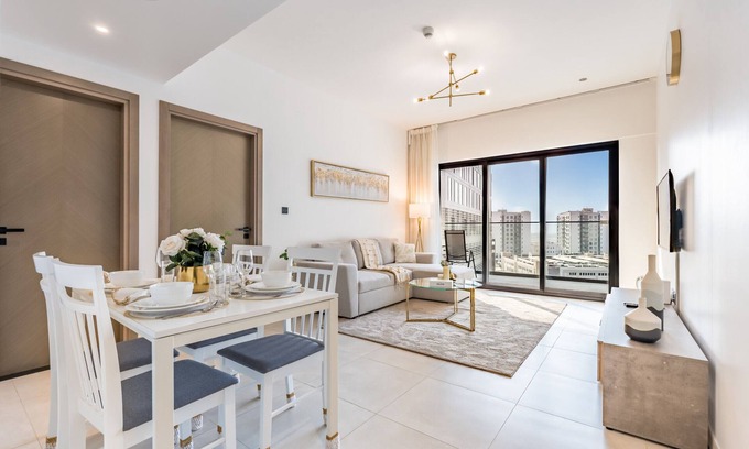 Jadaf Apartamento | Glimpse of Burj Khalifa 1BR, Near Zabeel Stadium, Minutes Drive to Dubai Frame