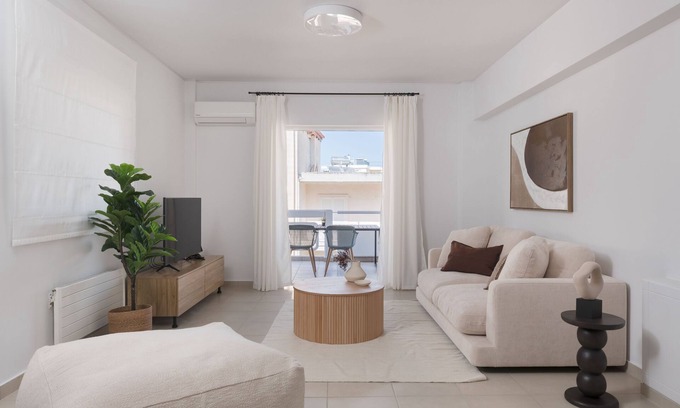 Amarousion Apartamento | Glistening 2BR Apartment in Marousi