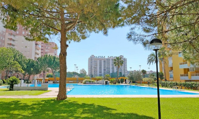 Canet de Berenguer Apartamento | Global Properties, Practico apartamento con piscina en Residencial Brezo Canet