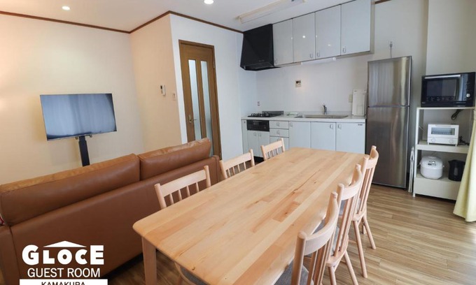 Kamakura Apartamento | GLOCE 鎌倉 若宮大路House お部屋から江ノ電ビューを独り占め 鎌倉駅から徒歩3分