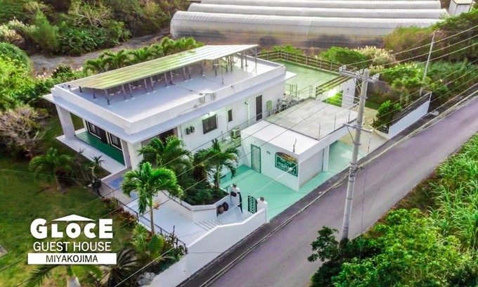 Miyakojima Apartamento | GLOCE PORT SIDE HOUSE l 砂山ビーチ近くのオーシャンビューバルコニーハウスを貸切 長期滞在向け BBQ可