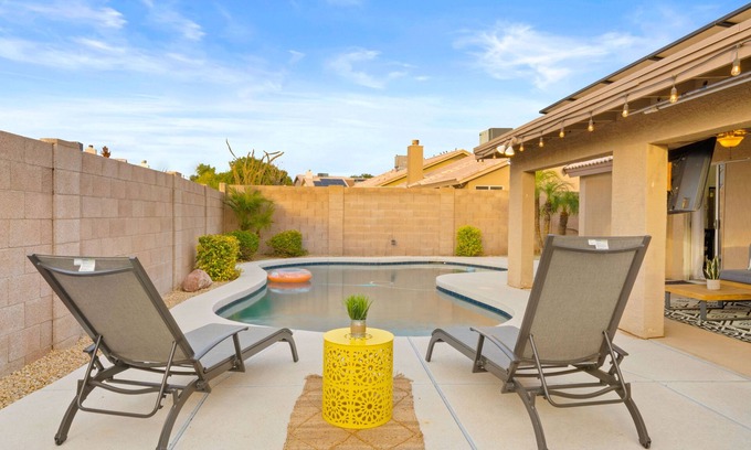 Deer Valley Casa | Glorious Glendale, Heated Pool, Pool Table, BBQ!