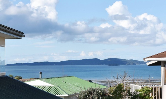Snells Beach Casa | Glorious Sunrises - Bach Views